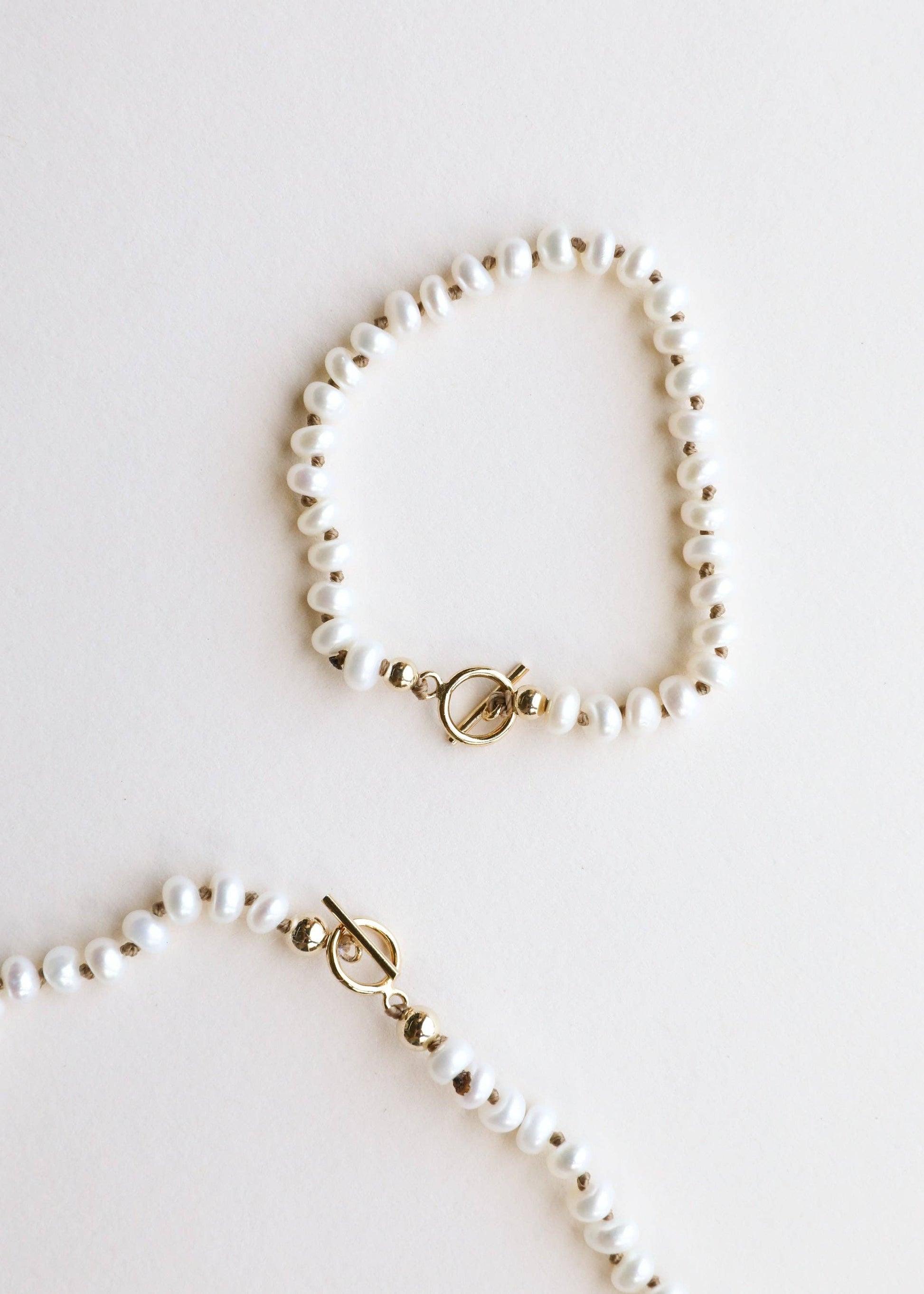Freshwater pearl bracelet for adults.