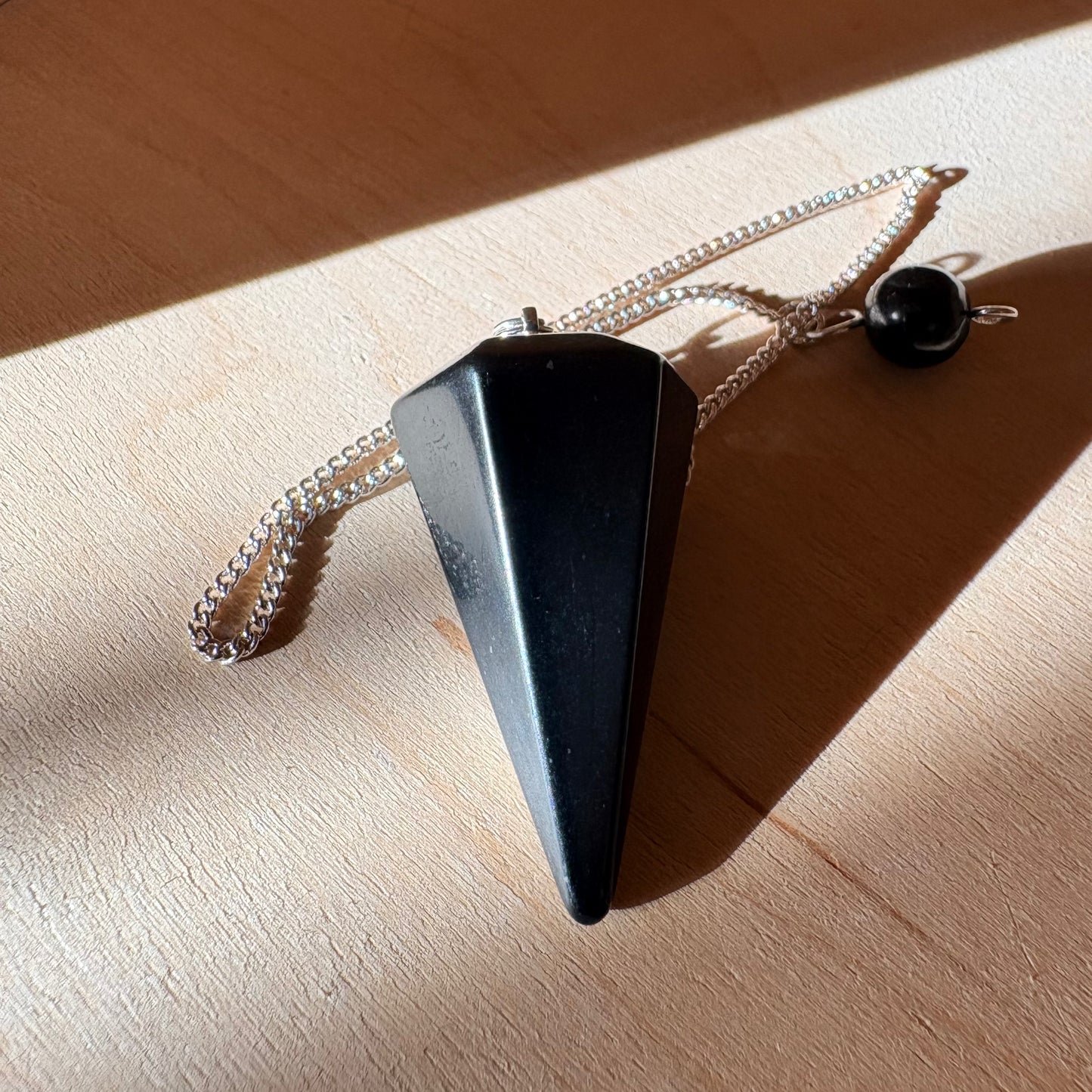 Crystal Pendulum | Shungite