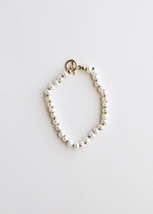 Classic Pearl Bracelet